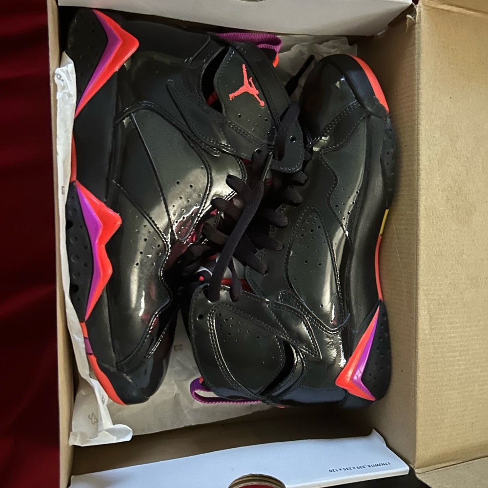 women’s retro 7